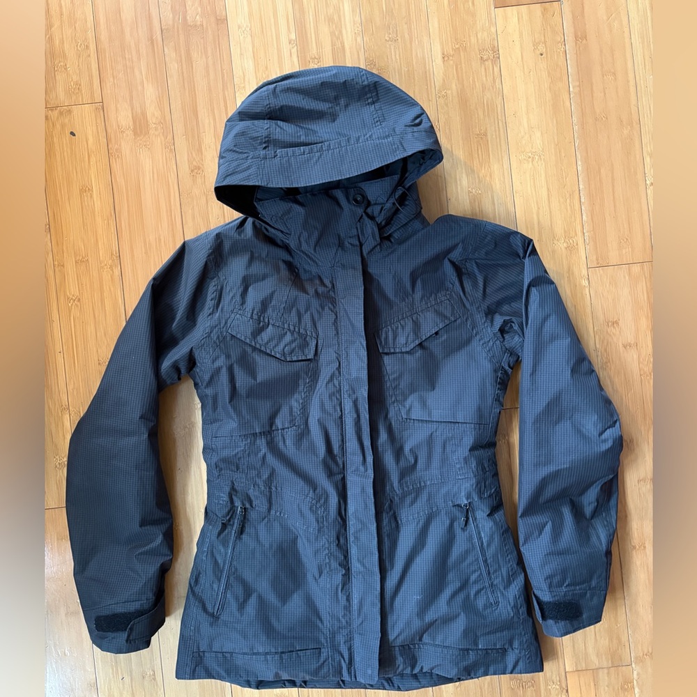 Nau Charcoal Grey/Black Insulated Raincoat
